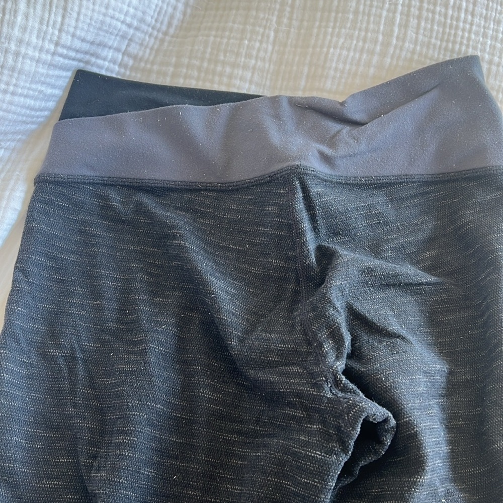 Lululemon Boot Cut Grey Leggings - Picture 4 of 7